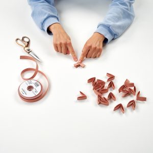 paso 4 para hacer manualidad cesta de lino